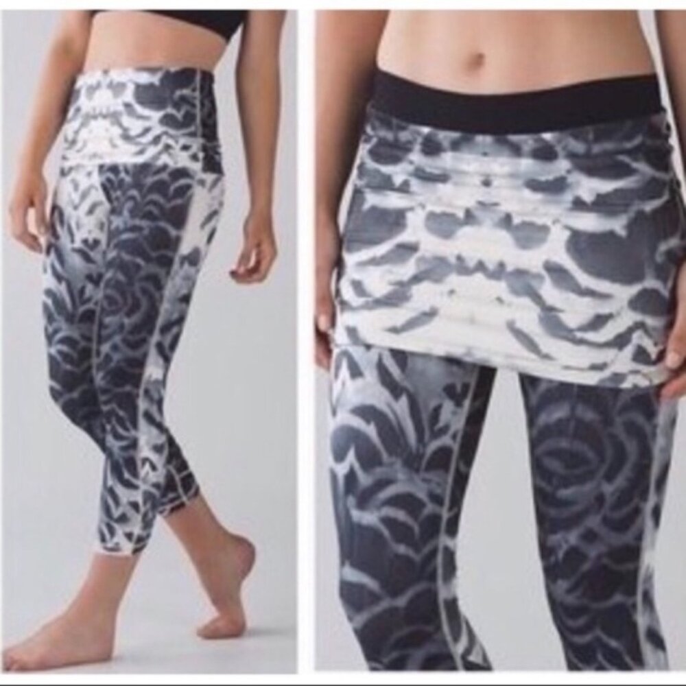 Lululemon Women’s 2-in-1 Skirt Leggings Animal Print Black white No Size 4 ?
